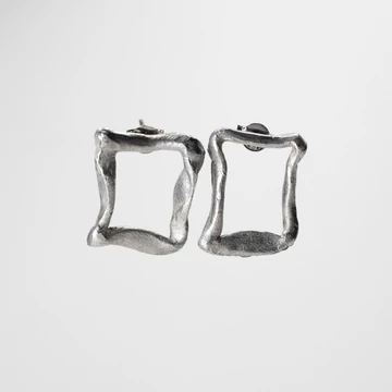 SQUARE ELEGANCE EZÜST FÜLBEVALÓ 