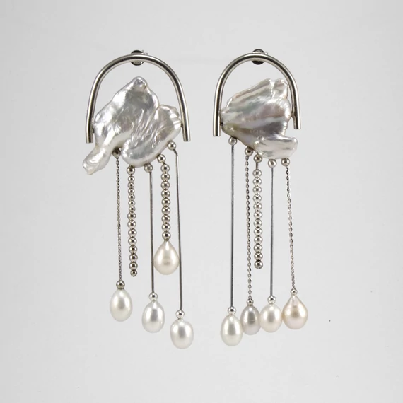 MEDÚZA  PEARL EZÜST FÜLBEVALÓ 