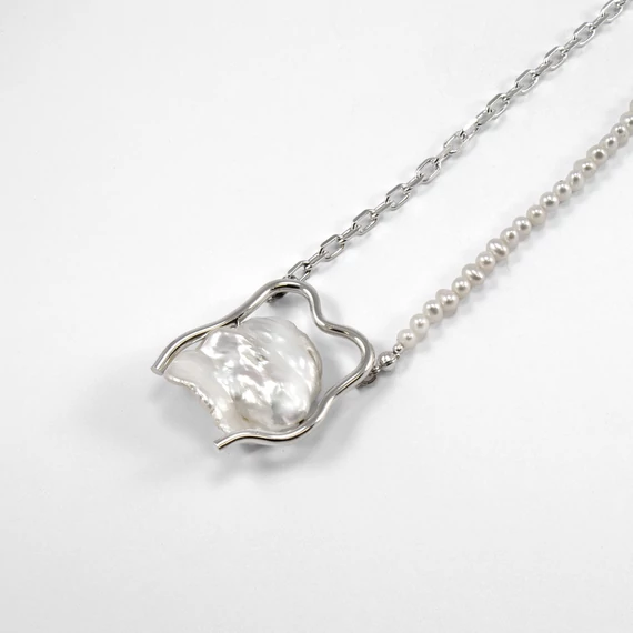 MEDÚZA PEARL EZÜST NYAKLÁNC 