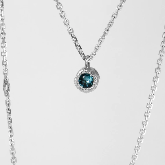 MOLD ART TOPÁZ EZÜST NYAKLÁNC